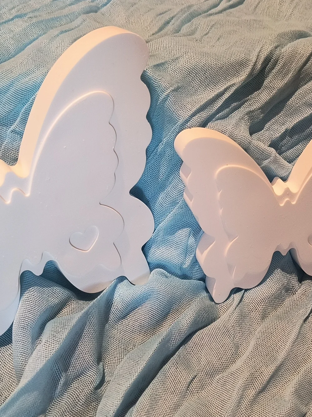 Hand Poured Ceramic Resin Butterfly Shelf Sitters. Diy Paint Set